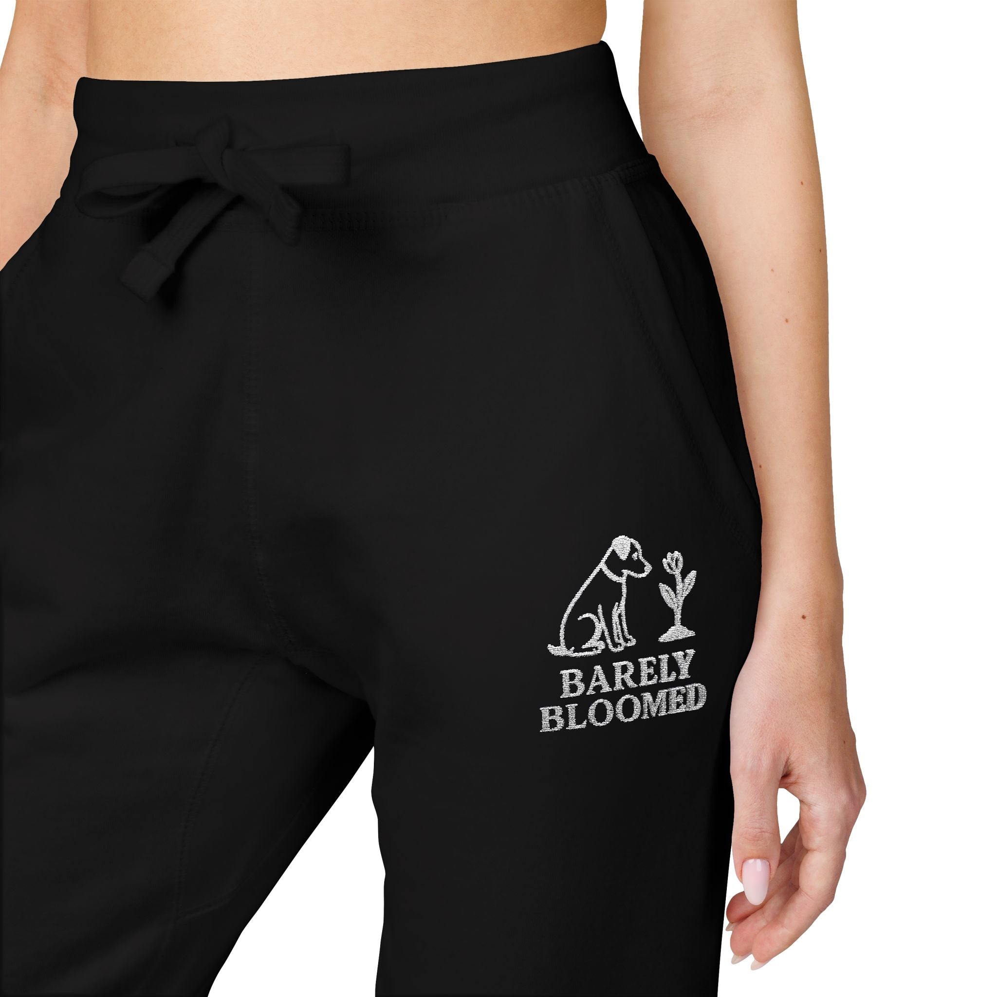 Barely Bloomed Embroidered Sweatpants