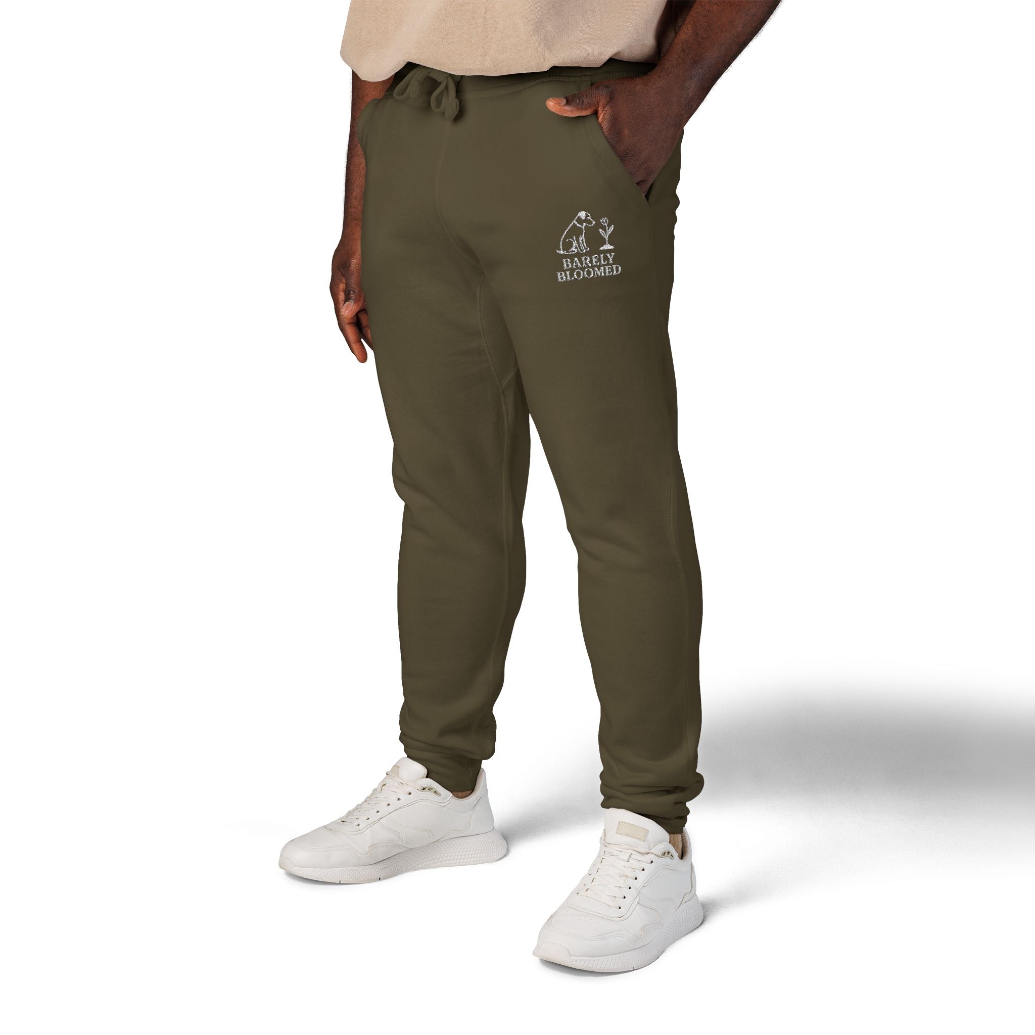 Barely Bloomed Embroidered Sweatpants